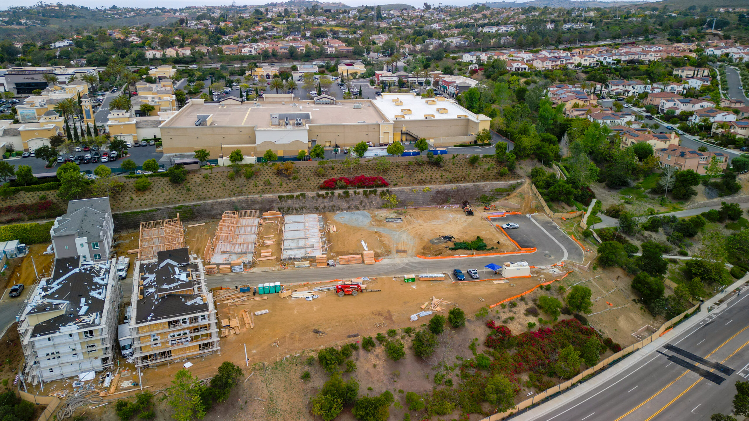 Level 3 Construction has signed a $5.8-Million Contract with MirKa Investment to build affordable housing in Carlsbad, California. This aerial view of the construction site shows where the 19-unit community will be built.